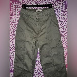 Abercrombie & Fitch Cargo Pants - Olive - 28R - 6R